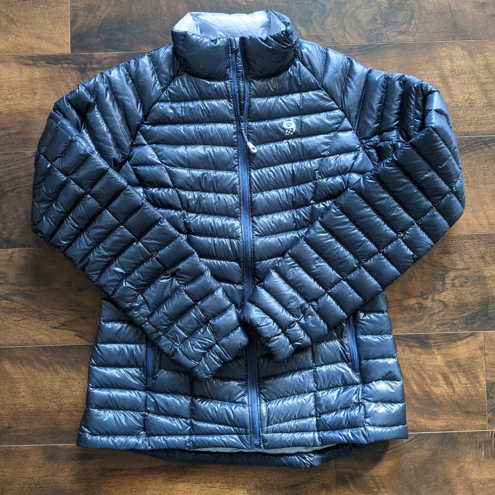 SOLD - Women's Mountain Hardware Ghost Whisperer